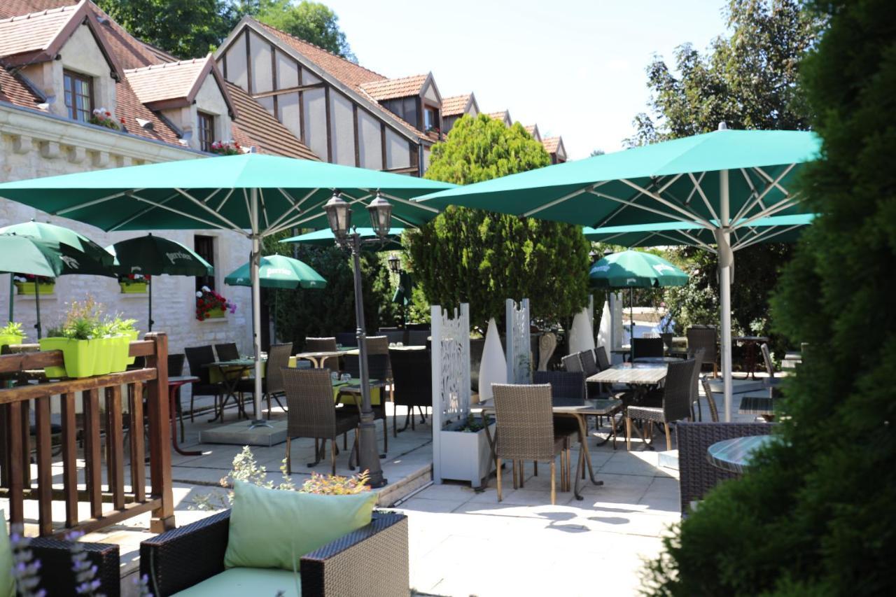 Logis Le Bourguignon Hotel Beze Bagian luar foto