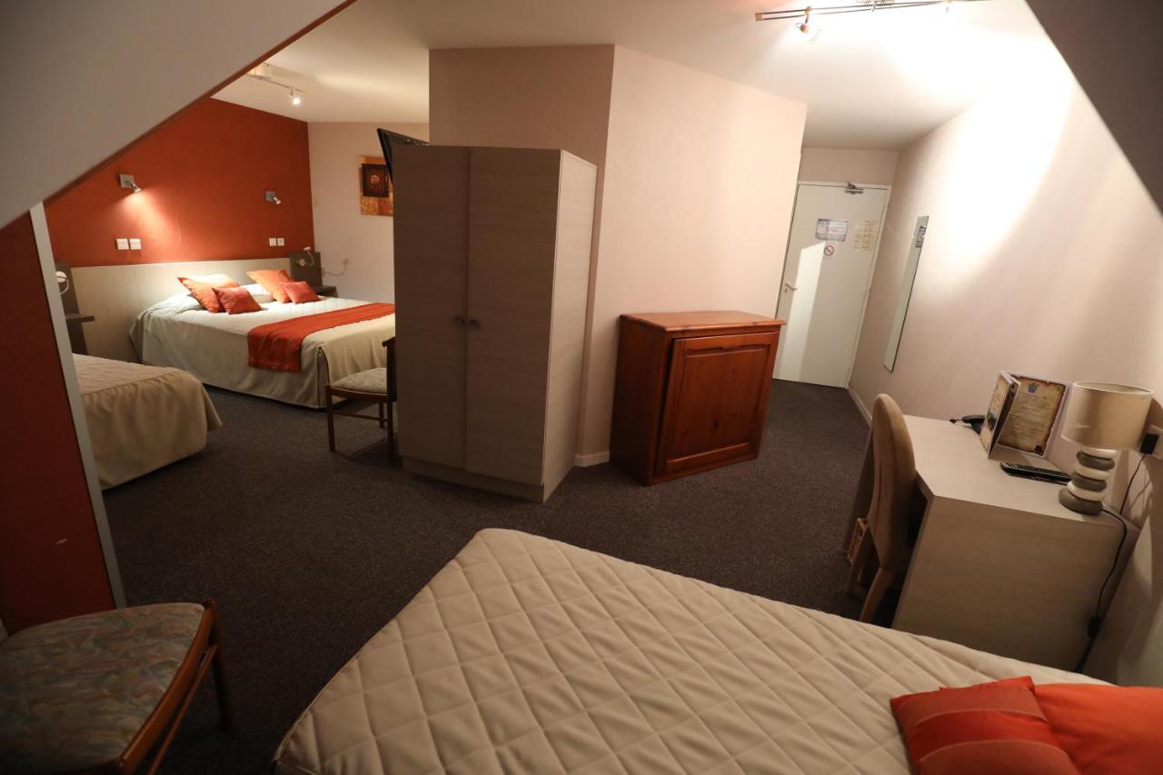 Logis Le Bourguignon Hotel Beze Bagian luar foto