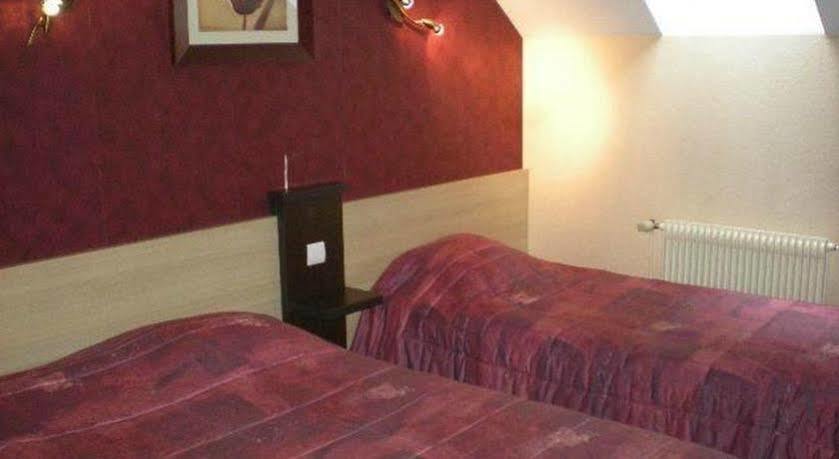 Logis Le Bourguignon Hotel Beze Bagian luar foto